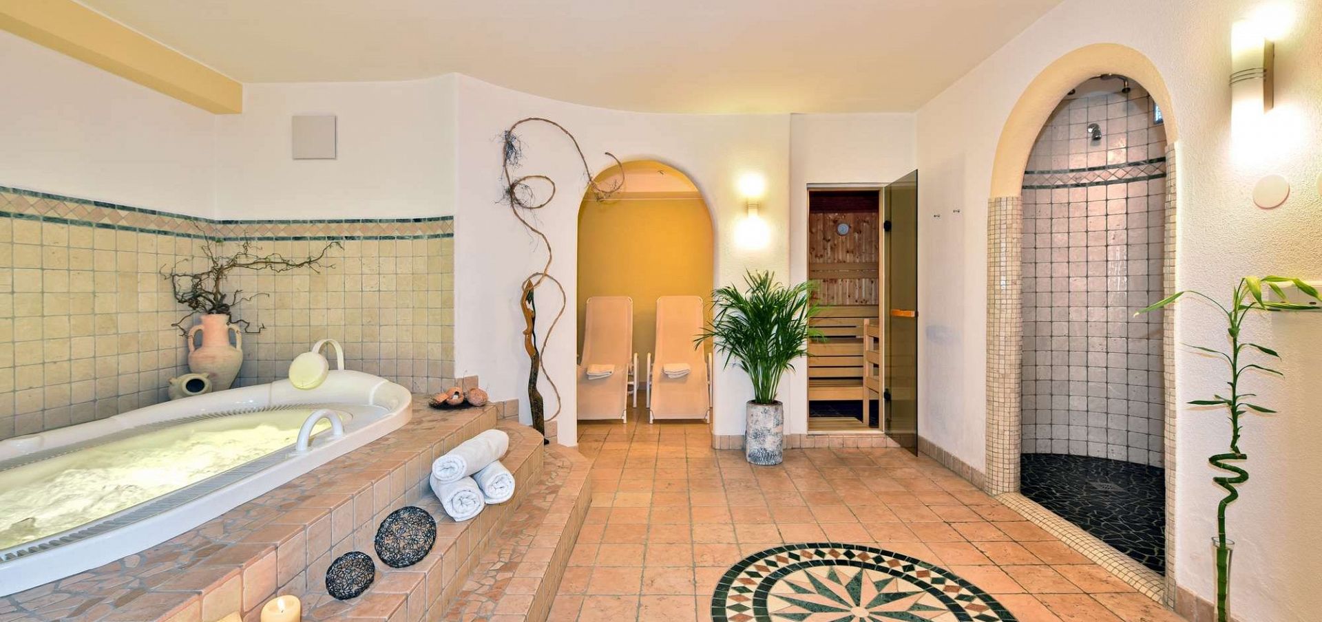 wellnes vals suedtirol whirlpool sauna (3)
